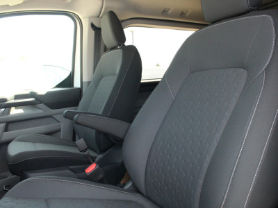 Ford E-Transit Custom 320 L2H1 Limited DC | 71 kWh | 160kW/218pk | Pro Power | Trekgewicht 2300kg | Camera | Carplay/Android | Cruise | Lease 806,- p/m foto 17