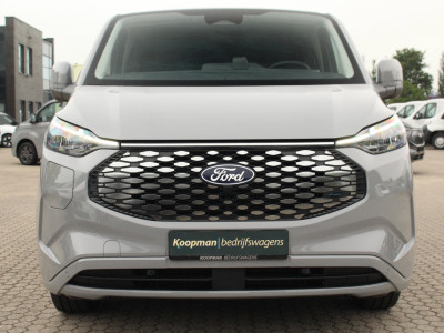 Ford E-Transit Custom 320 L2H1 Limited DC | 71 kWh | 160kW/218pk | Trekgewicht 2300kg | Camera | Carplay/Android | Cruise | Lease 788,- p/m 3