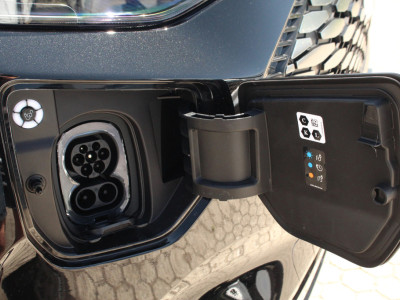 Ford E-Transit Custom 320 L2H1 Limited DC | 71 kWh | 160kW/218pk | Trekgewicht 2300kg | Camera | Carplay/Android | Cruise | Lease 788,- p/m 5