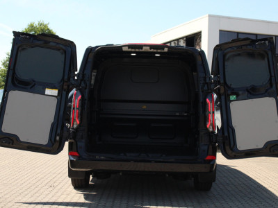 Ford E-Transit Custom 320 L2H1 Limited DC | 71 kWh | 160kW/218pk | Trekgewicht 2300kg | Camera | Carplay/Android | Cruise | Lease 788,- p/m 9