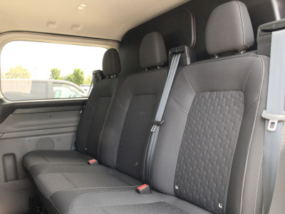 Ford E-Transit Custom 320 L2H1 Limited DC | 71 kWh | 160kW/218pk | Trekgewicht 2300kg | Pro Power | Camera | Carplay/Android | Cruise | Lease 788,- p/m foto 17