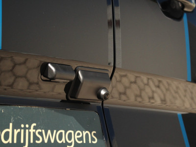 Ford E-Transit Custom 320 L2H1 Sport DC 71 kWh | 160kW/218pk | Trekgewicht 2300kg | Driver Assist | Adap. Cruise | Stoel+Stuurverw. | Camera | Carplay/Android | Lease 842,- p/m foto 13