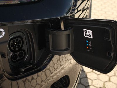 Ford E-Transit Custom 320 L2H1 Sport DC 71 kWh | 160kW/218pk | Trekgewicht 2300kg | Driver Assist | Adap. Cruise | Stoel+Stuurverw. | Camera | Carplay/Android | Lease 842,- p/m foto 5