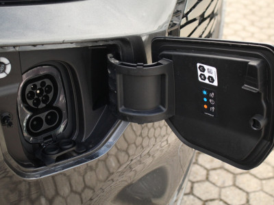 Ford E-Transit Custom 320 L2H1 Sport DC 71 kWh | 160kW/218pk | Trekgewicht 2300kg | Driver Assist | Adap. Cruise | Stoel+Stuurverw. | Camera | Carplay/Android | Lease 842,- p/m foto 6