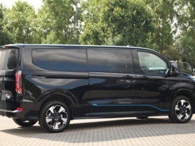 Ford E-Transit Custom 320 L2H1 Sport DC 71 kWh | 160kW/218pk | Trekgewicht 2300kg | Driver Assist | Adap. Cruise | Stoel+Stuurverw. | Camera | Carplay/Android | Lease 842,- p/m foto 7