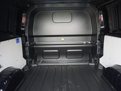 Ford E-Transit Custom 320L Limited DC 71 kWh / 218 PK Apple CP/ Android A Camera, 17 LM, Cruise, LED NR. 598 foto 7