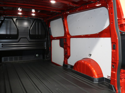 Ford E-Transit Custom 340 L2 H1 Limited 65 kWh 218pk 2x schuifdeur Led 360 Camera B&O foto 13