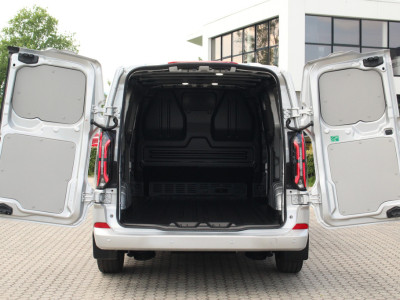 Ford E-Transit Custom 340 L2H1 Limited | 71 kWh | 160kW/218pk | Driver Assist | Adap. Cruise | Camera | Carplay/Android | Lease 771,- p/m foto 12