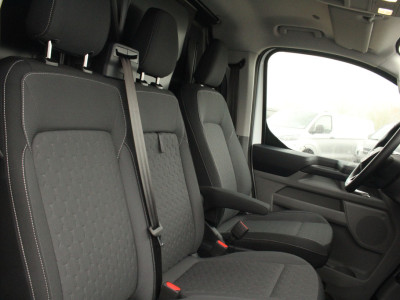 Ford E-Transit Custom 340 L2H1 Limited | 71 kWh | 160kW/218pk | L+R Schuifdeur | Driver Assist | 360gr Camera | Pro Power |  Adaptive Cruise | Lease 753,- p/m foto 19