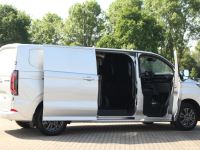 Ford E-Transit Custom 340 L2H1 Limited | 71 kWh | 160kW/218pk | L+R Schuifdeur | Driver Assist | 360gr Camera | Pro Power |  Adaptive Cruise | Lease 753,- p/m foto 8