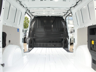Ford E-Transit Custom 340 L2H1 Limited | 71 kWh | 160kW/218pk | L+R Schuifdeur | Pro Power | Driver Assist | 360° Camera | Adap. Cruise | Lease 753,- p/m foto 13