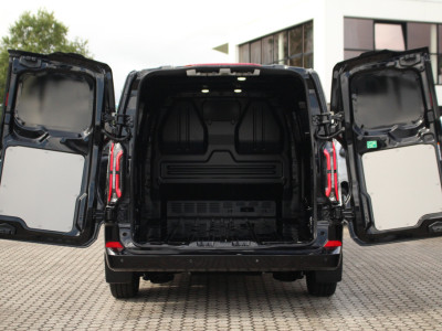Ford E-Transit Custom 340 L2H1 Limited | 71 kWh | 160kW/218pk | L+R Schuifdeur | Pro Power | Driver Assist | 360° Camera | Adap. Cruise | Lease 771,- p/m foto 11