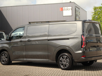Ford E-Transit Custom 340 L2H1 Limited | 71 kWh | 160kW/218pk | L+R Schuifdeur | Pro Power | Driver Assist | 360° Camera | Adap. Cruise | Lease 771,- p/m foto 14