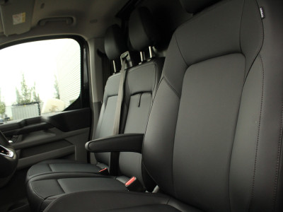 Ford E-Transit Custom 340 L2H1 Limited | 71 kWh | 160kW/218pk | L+R Schuifdeur | Pro Power | Driver Assist | 360° Camera | Adap. Cruise | Lease 771,- p/m foto 21