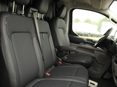 Ford E-Transit Custom 340 L2H1 Limited | 71 kWh | 160kW/218pk | L+R Schuifdeur | Pro Power | Driver Assist | 360° Camera | Adap. Cruise | Lease 771,- p/m foto 21