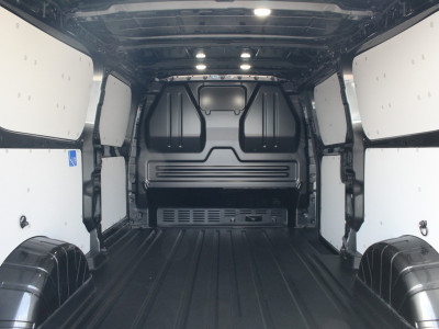 Ford E-Transit Custom 340 L2H1 Limited | 71 kWh | 160kW/218pk | Stoel + Stuurverwarming | Camera | Carplay/Android | Cruise | Lease 735,- p/m foto 11