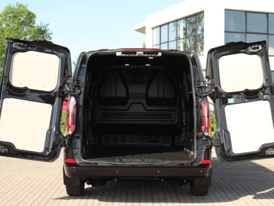 Ford E-Transit Custom 340 L2H1 Limited | 71 kWh | 160kW/218pk | Stoel + Stuurverwarming | Camera | Carplay/Android | Cruise | Lease 735,- p/m foto 9