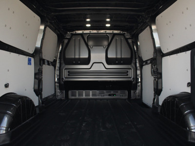 Ford E-Transit Custom 340 L2H1 Sport | 71kWh | 160kW/218pk | Trekgewicht 2300kg | ProPower | Camera | Carplay/Android | Cruise | Lease 771,- p/m 11