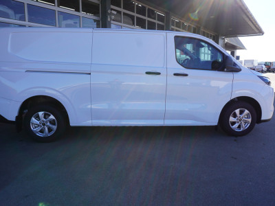 Ford E-Transit Custom 340 L2H1 Trend 71 kWh WLTP 370 km Automaat nr. V001 | Airco | Cruise | LM Velgen |  Apple CP-Android auto foto 3