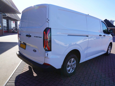 Ford E-Transit Custom 340 L2H1 Trend 71 kWh WLTP 370 km Automaat nr. V001 | Airco | Cruise | LM Velgen |  Apple CP-Android auto foto 4