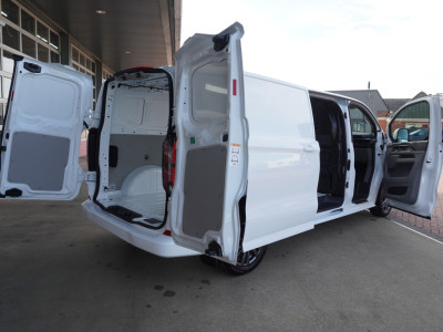 Ford E-Transit Custom 340L L2H1 Limited 71 kWh/218PK Automaat Schuifdeur L+ R nr. V070 | Climate | Adap.Cruise | Navi | Leer | Camera |Pro Powerpack foto 5
