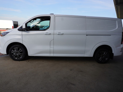 Ford E-Transit Custom 340L L2H1 Limited 71 kWh/218PK Automaat Schuifdeur L+ R nr. V070 | Climate | Adap.Cruise | Navi | Leer | Camera |Pro Powerpack foto 8