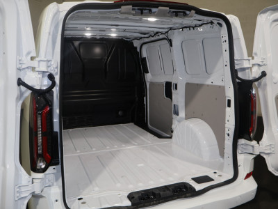 Ford E-Transit Custom L1 H1 Limited 71 kWh B&O Sound foto 11