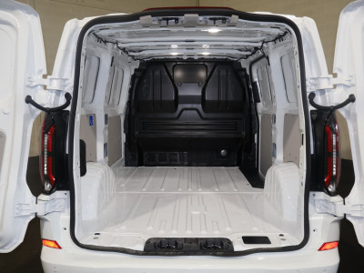 Ford E-Transit Custom L1 H1 Limited 71 kWh B&O Sound foto 12