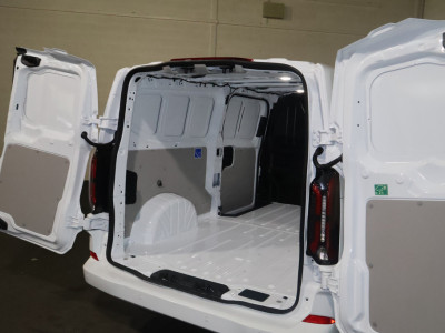 Ford E-Transit Custom L2 H1 Limited 71 kWh 2x Schuifdeur B&O Sound foto 13