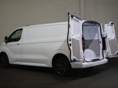 Ford E-Transit Custom L2 H1 Limited 71 kWh B&O Sound foto 10
