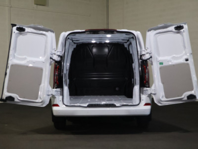 Ford E-Transit Custom L2 H1 Limited 71 kWh B&O Sound foto 11