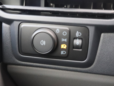 Ford E-Transit Custom L2 H1 Limited 71 kWh B&O Sound foto 18