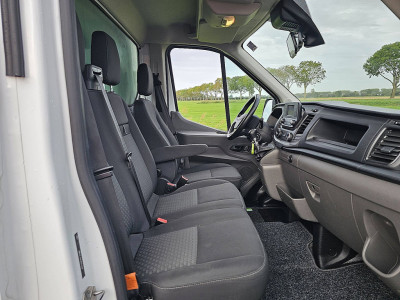 Ford TRANSIT 2.0 Bakwagen Laadklep Spoiler Dubbellucht 170PK Euro6 Airco! foto 7