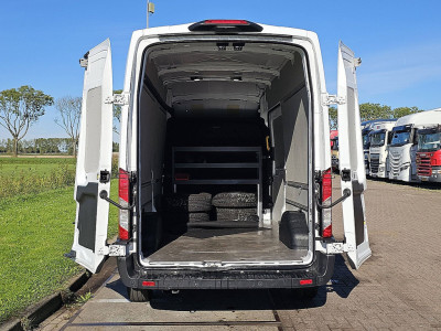 Ford TRANSIT 2.0 L3H3 RWD Airco Navi Camera Apple Carplay 3 Zits BPM Vrij Cruise Control Euro6 foto 12