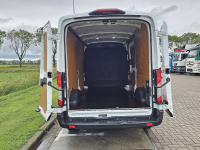 Ford TRANSIT 350 wltp 317 kms foto 12