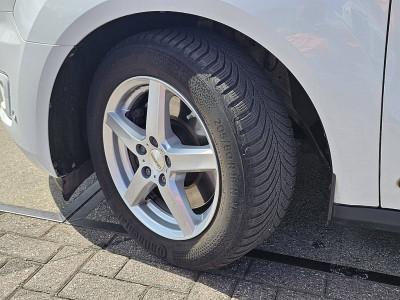 Ford TRANSIT CONNECT 1.5 L2 Lang Airco 3 Zits foto 14