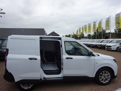 Ford TRANSIT COURIER 1.5 EcoBlue Trend CARPLAY AIRCO CRUISE VEEL EXTRAS foto 6