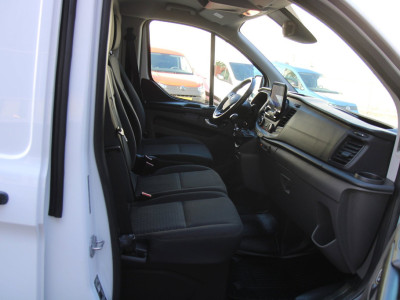 Ford TRANSIT CUSTOM 300 2.0 TDCI L2H1 Trend / Camera / Cruise / Stoel verwarming foto 4