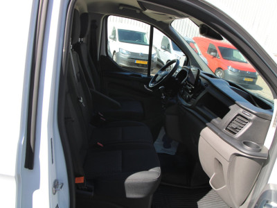 Ford TRANSIT CUSTOM 300 2.0 TDCI L2H1 Trend Camera / Sync 3 / 3 zits foto 4