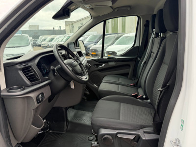 Ford TRANSIT CUSTOM 300 2.0 TDCI L2H1 Trend / Camera / app connect / 3 zits / cruise 3