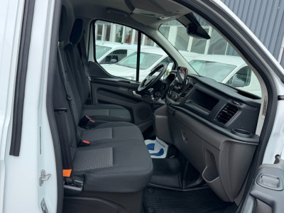 Ford TRANSIT CUSTOM 300 2.0 TDCI L2H1 Trend / Camera / app connect / 3 zits / cruise 4