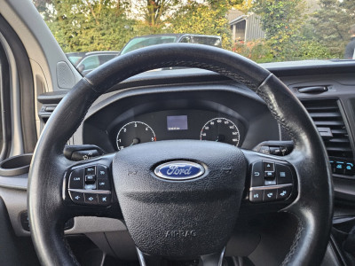 Ford TRANSIT CUSTOM 300 2.0 TDCI L2H1 Trend Trekhaak! 3-Zitplaatsen! 131PK! Mooie/Nette Bus! Airco! foto 22