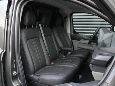 Ford TRANSIT CUSTOM 320 2.0 TDCI L2H1 170PK AWD 4X4 JB-EDITION / 3-ZITS / DRIVERS PACK / NAVIGATIE / FULL BLACK / BPM VRIJ / APPLE foto 13