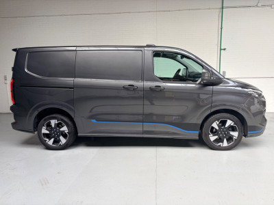 Ford TRANSIT CUSTOM Automaat Sport AWD 4x4 320 2.0 TDCI 170pk L1H1 2xElek.Schuifdeur, Trekhaak, NEDERLANDSE BUS! 1STE EIGENAAR! foto 8