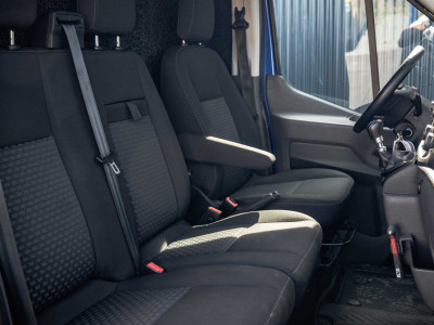 Ford Transit 2.0 EcoBlue L3H2 | 130 PK | 3-Zits | Carplay | Cruise | PDC | Airco | Trekhaak foto 13