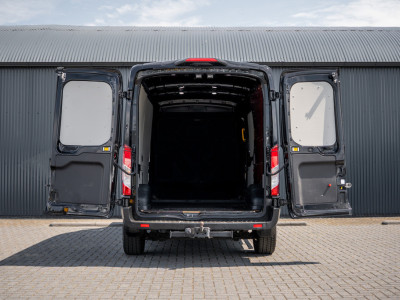 Ford Transit 2.0 EcoBlue L3H2 | 170 PK | Automaat | Trekhaak 3.5T | 1e Eigenaar | 360° Camera | Carplay | PDC | Trekhaak 9