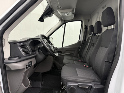 Ford Transit 2.0TDCI 130PK L2H2 | Airco | Cruise | 3-Zits | Betimmering 19
