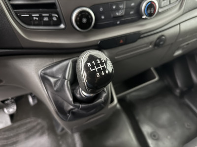 Ford Transit 2.0TDCI 130PK L2H2 Business | Airco | Cruise | 3-Zits | Betimmering foto 17