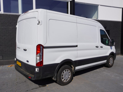 Ford Transit 2.0 TDCI 130PK L2H2 EURO 6 - A/C Climate - Navi - Cruise - PDC - €20.900,- Excl. foto 2