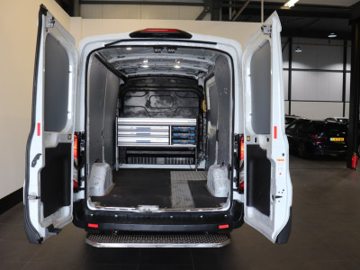 Ford Transit 2.0 TDCI 130PK L2H2 EURO 6 - Airco - Navi - Cruise - € 13.900,- Excl. foto 10